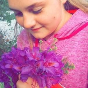 Meet your Posher, Faith